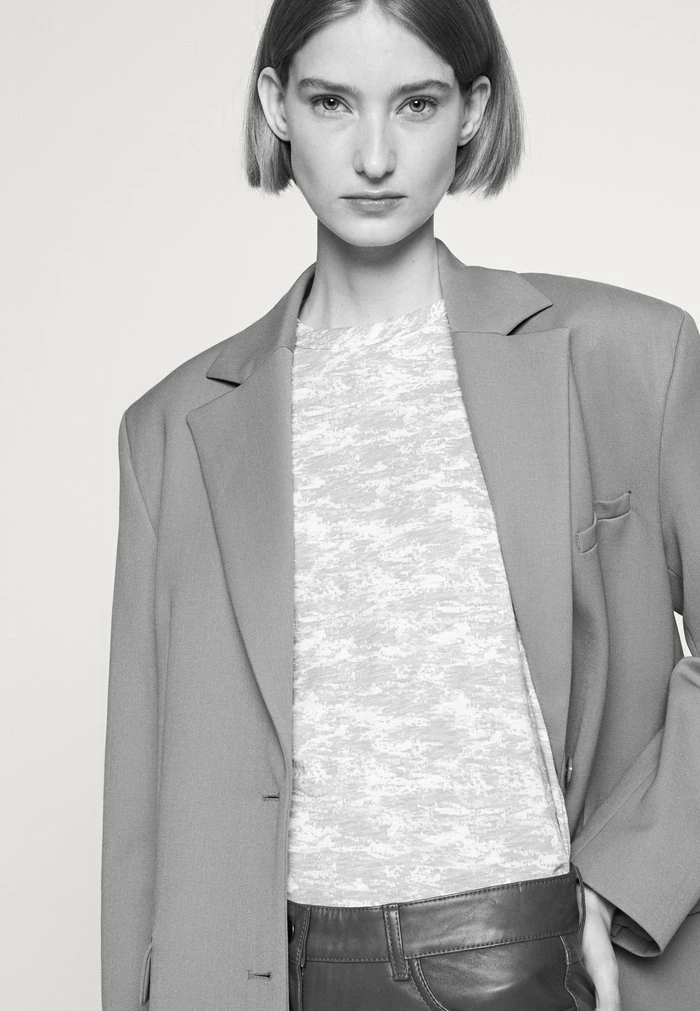 ALL OVER CAMO TEE - Print T-shirt - ivorymult Rag & Bone ALL OVER CAMO TEE - Print T-shirt - Ivorymult -rag & bone Shop 22238bef250d459f8939b1a473165a56