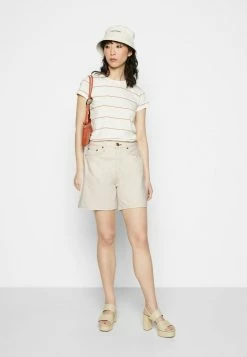 Rag & Bone MAYA - Denim Shorts - Ecru 4 Rag & Bone MAYA - Denim Shorts - Ecru -rag & bone Shop 272db9f307d34aa08153f19f30279cfd