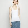 Rag & Bone THE ESSENTIAL SCOOP NECK TANK LABEL - Top - White