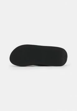 Rag & Bone PARKER THONG - T-bar Sandals - Black -rag & bone Shop 46ec9fe62a61404bb00640d908768051