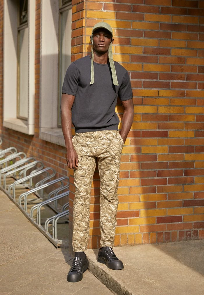 LOUIS CREW - Basic T-shirt - black Rag & Bone LOUIS CREW - Basic T-shirt - Black -rag & bone Shop 5a092f2b7bad471a9807ab2815086e27