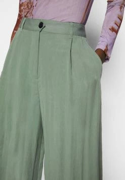 Rag & Bone IVY CULOTTE BLACK LABEL - Trousers - Leafgreen -rag & bone Shop 60317f85ecaa464e9e9f72a15628ee1f