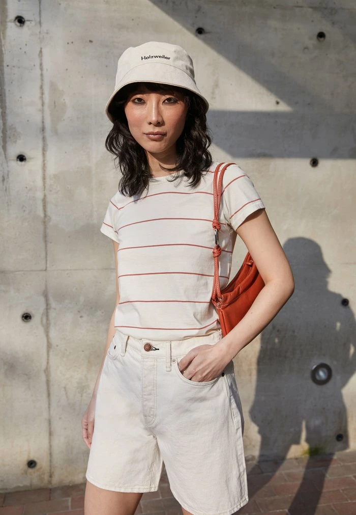 THE STRIPE TEE LABEL - Print T-shirt - rustmult Rag & Bone THE STRIPE TEE LABEL - Print T-shirt - Rustmult -rag & bone Shop 6ba90fa224db4365afa980bf39d604dd