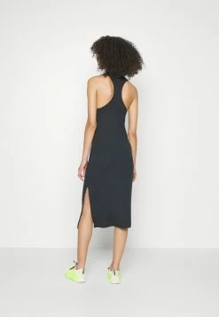Rag & Bone ARCHETYPE SYDNEY DRESS - Jersey Dress - Black -rag & bone Shop 90a2fc43a61e4d088b39d805a27e598a