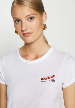 Rag & Bone HOT DOG TEE LABEL - Print T-shirt - White 4 Rag & Bone HOT DOG TEE LABEL - Print T-shirt - White -rag & bone Shop 9ffa4e317e9e4c45bd0501f38fa949dd