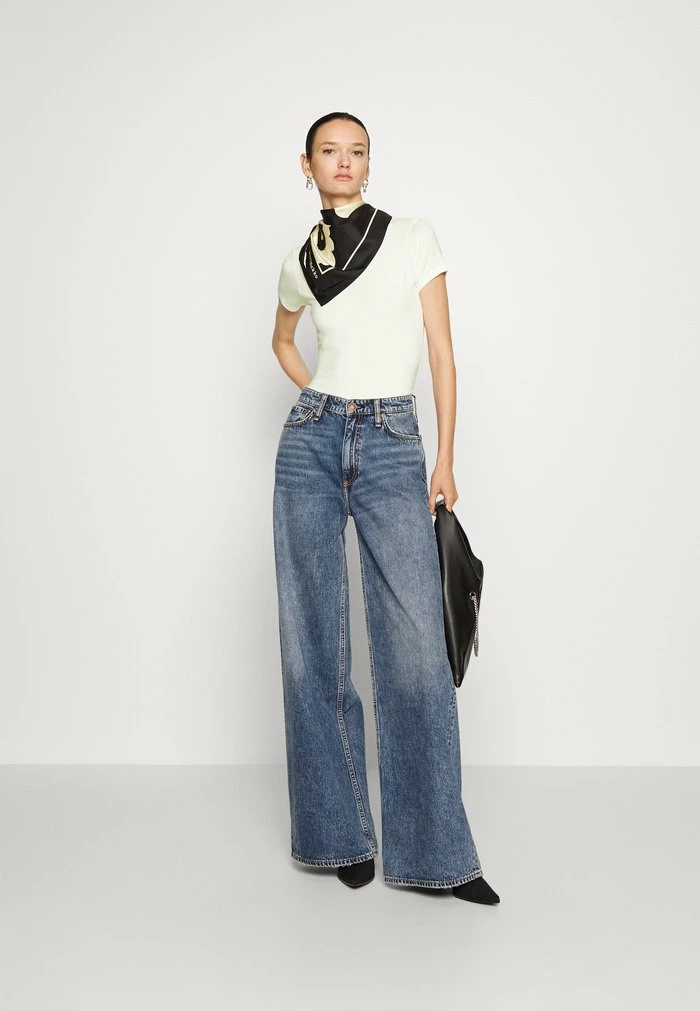 LUCA BABY - Basic T-shirt - white Rag & Bone LUCA BABY - Basic T-shirt - White -rag & bone Shop a44309318e124d82b0c10dfd6b76f500