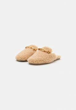Rag & Bone ESSEX SLIDE - Slippers - Camel 2 Rag & Bone ESSEX SLIDE - Slippers - Camel -rag & bone Shop a6e97940cc0b4474915611817cc5577a