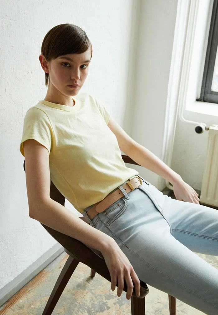 THE GARMENT TEE LABEL - Basic T-shirt - paleylw Rag & Bone THE GARMENT TEE LABEL - Basic T-shirt - Paleylw -rag & bone Shop b3b832f57239485e8b302aac7316684a