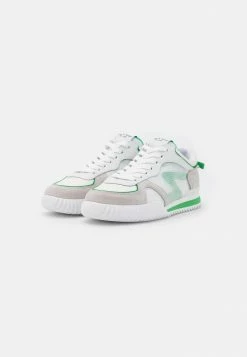 Rag & Bone RETRO RUNNER 2.0 - Trainers - White/green -rag & bone Shop b8038aa5b2a148e6bcb1e84afa153dae