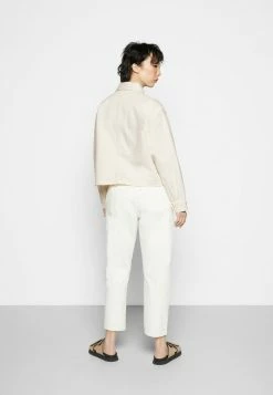 Rag & Bone CROP OVERSIZED SHIRT - Button-down Blouse - Ecru -rag & bone Shop bcf688a3c66c4b438400c8a0439660c7