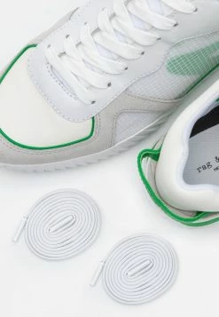 Rag & Bone RETRO RUNNER - Trainers - White/green -rag & bone Shop c412e7026a4840c6b380fe26fc9f41b0