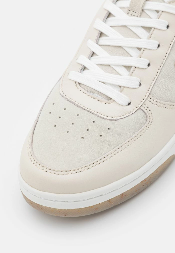 RETRO COURT MID - High-top trainers - off-white Rag & Bone RETRO COURT MID - High-top Trainers - Off-white -rag & bone Shop d8acc02d156a4d0ab921651036ff28f5