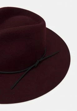 Rag & Bone KACY FEDORA - Hat - Wine 3 Rag & Bone KACY FEDORA - Hat - Wine -rag & bone Shop da12d89e3d324f3783f1b3c032bd9f00
