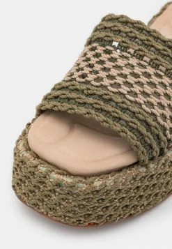 Rag & Bone LOGAN SLIDE - Heeled Mules - Khaki -rag & bone Shop f799ac229d9545fcb9561ad2b9482fde