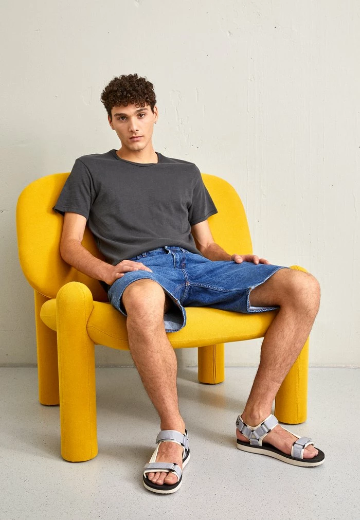 CLASSIC FLAME TEE - Basic T-shirt - darkgrey Rag & Bone CLASSIC FLAME TEE - Basic T-shirt - Darkgrey -rag & bone Shop fb8c124b4c2848afa4888fefef3dc476